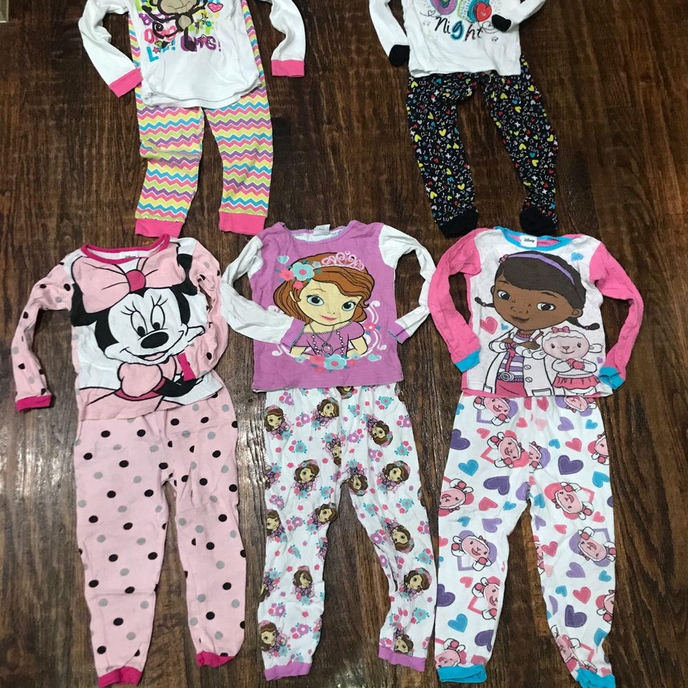 Girls pajamas